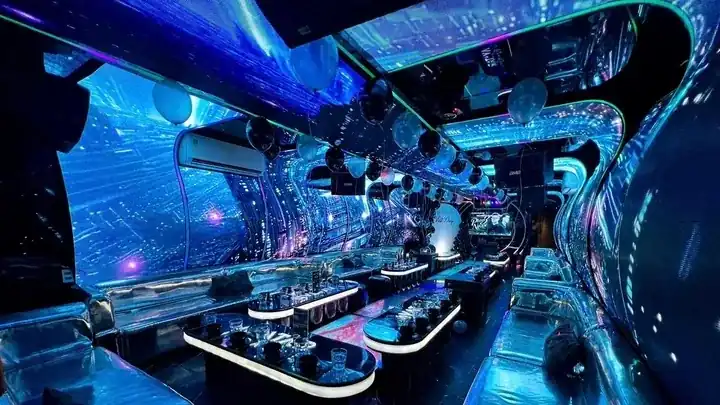 호치민 KTV·가라오케
